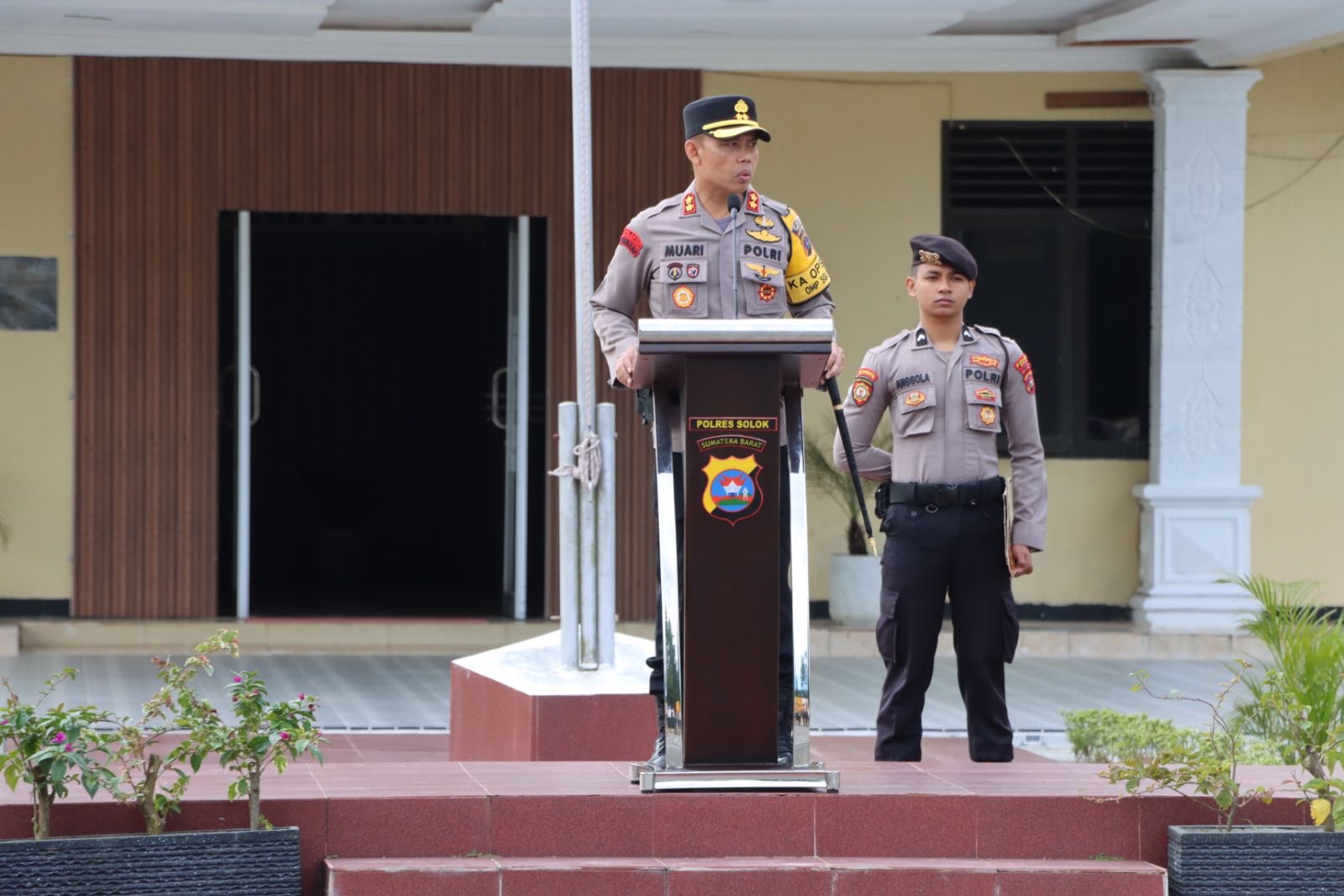 Kapolres Solok Berikan Pesan Inspiratif kepada Personil Polres Solok dalam Kehidupan sebagai Anggota Polri